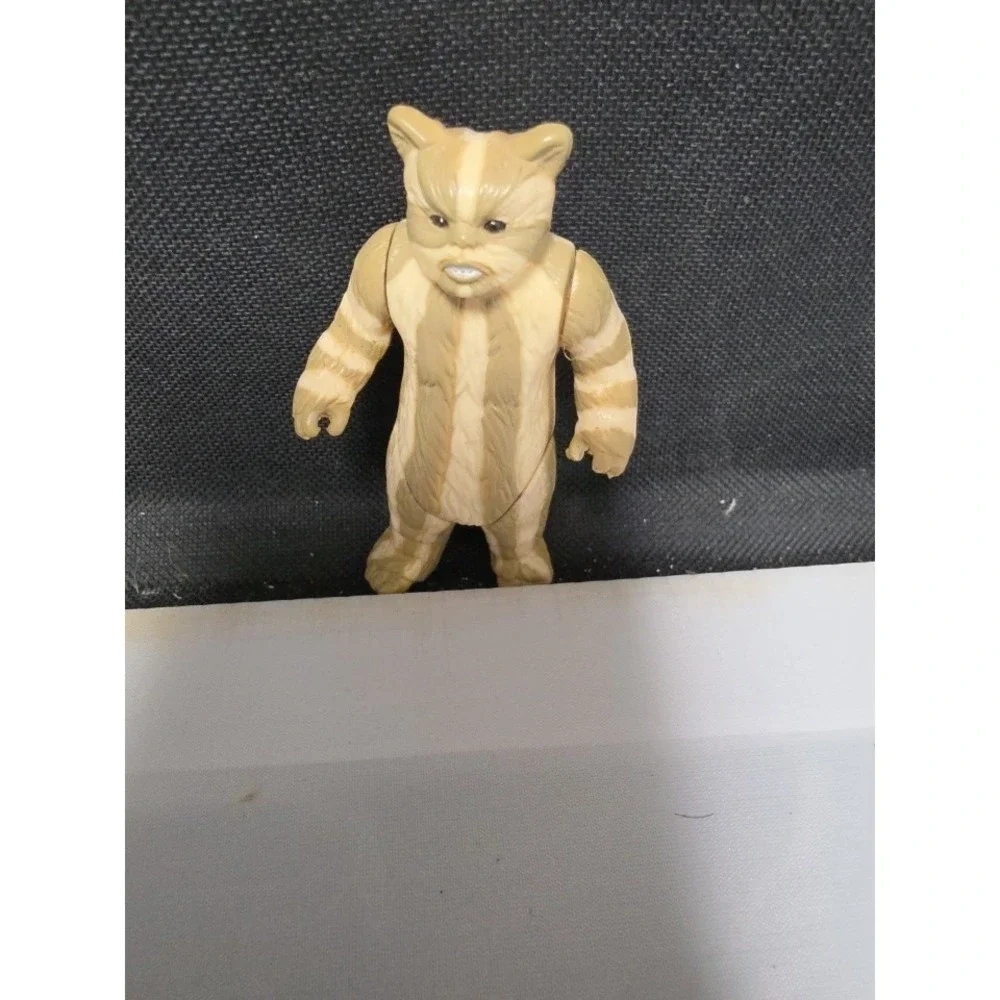 Vintage 1983 Kenner Star Wars Figure Logray Ewok Used Nice See Pics XX